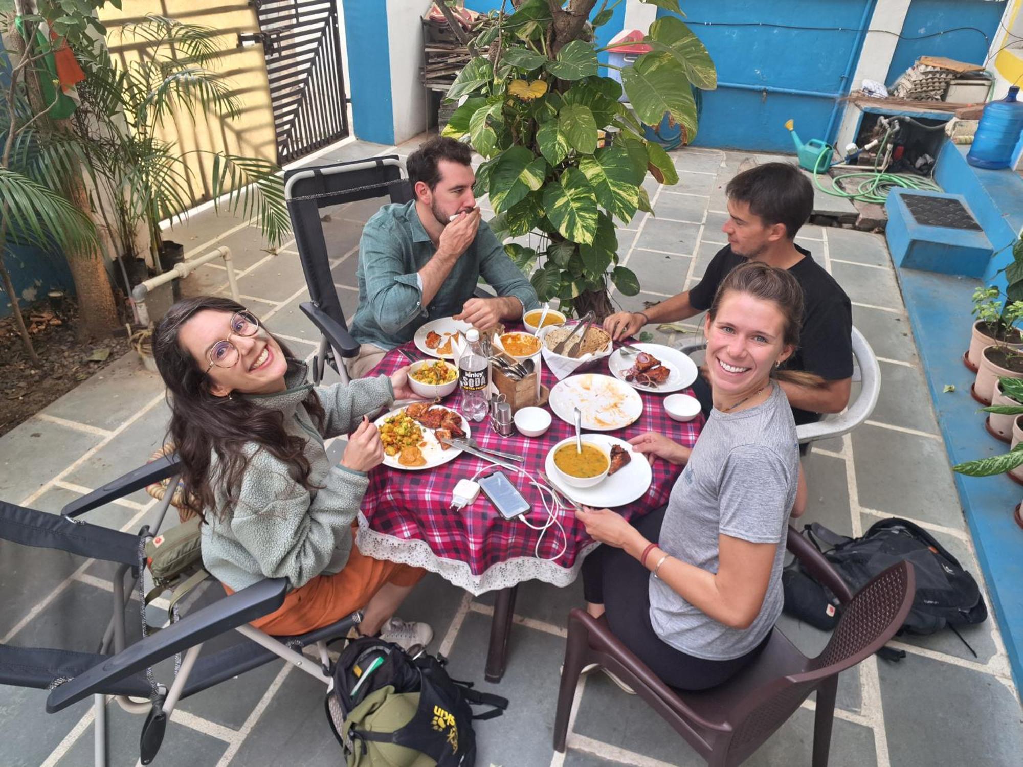 Iora Guest House Bharatpur Bagian luar foto